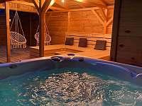 Silvestr na chatě Orlické hory