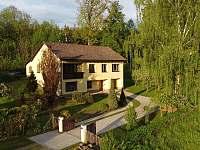 Silvestr na chatě Krkonoše