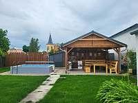 Silvestr na chatě České středohoří