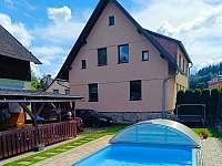 Silvestr na chatě Krkonoše