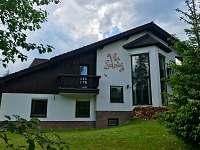 Silvestr na chatě Krkonoše