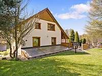 Silvestr 2026 Petříkovice Silvestr na chatě Krkonoše