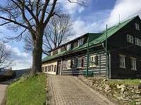 Silvestr na chatě Krkonoše